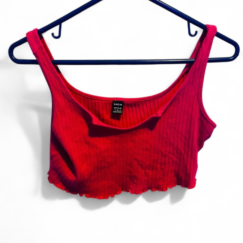SHEIN Red Chic Crop Top